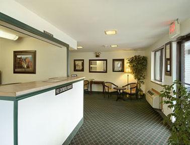 Super 8 By Wyndham Louisville Airport Interno foto
